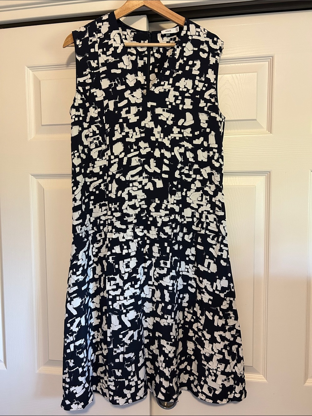 Vince Silk Women's Confetti Print Drop Waist Dress Size 10